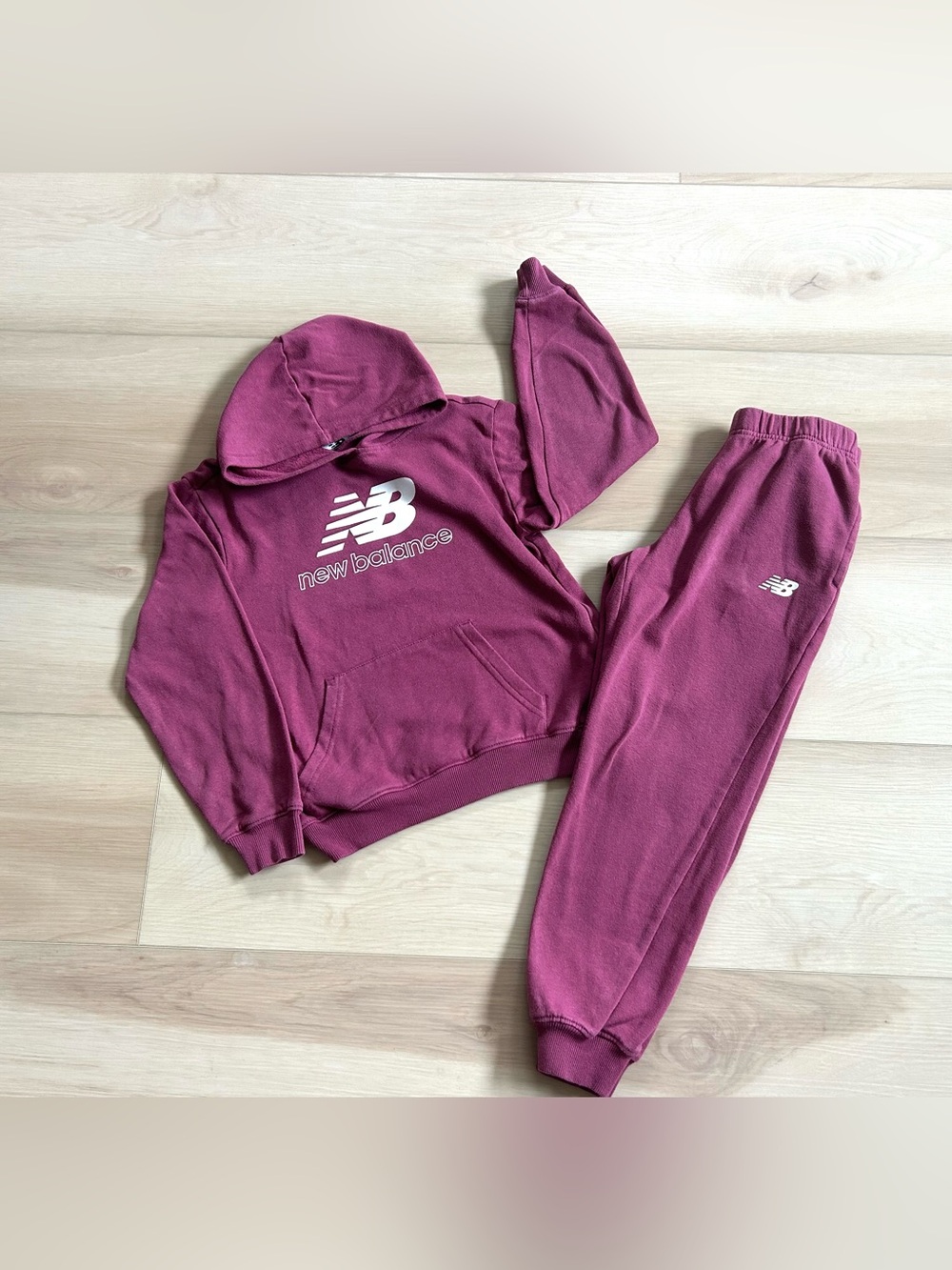 Girls New Balance joggers and sweatshirt
